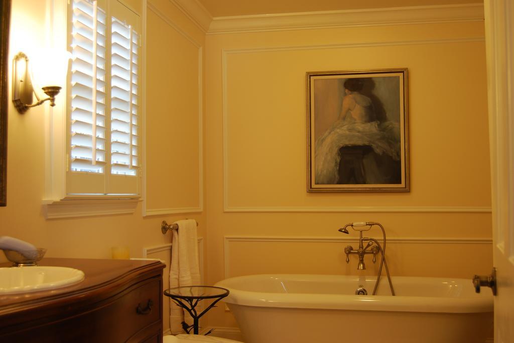 The Cottage Bed & Breakfast In Decatur Ga Экстерьер фото