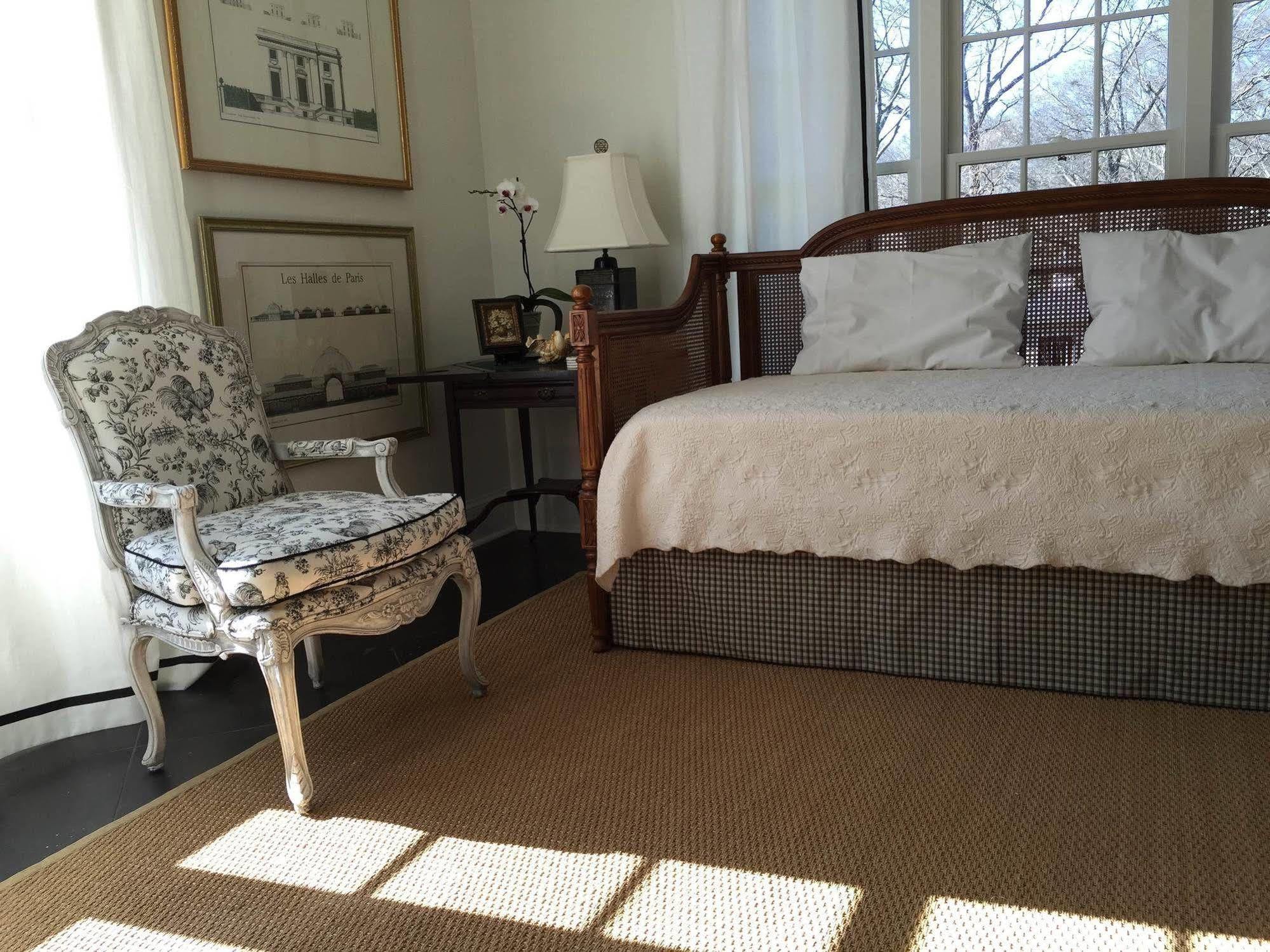 The Cottage Bed & Breakfast In Decatur Ga Экстерьер фото